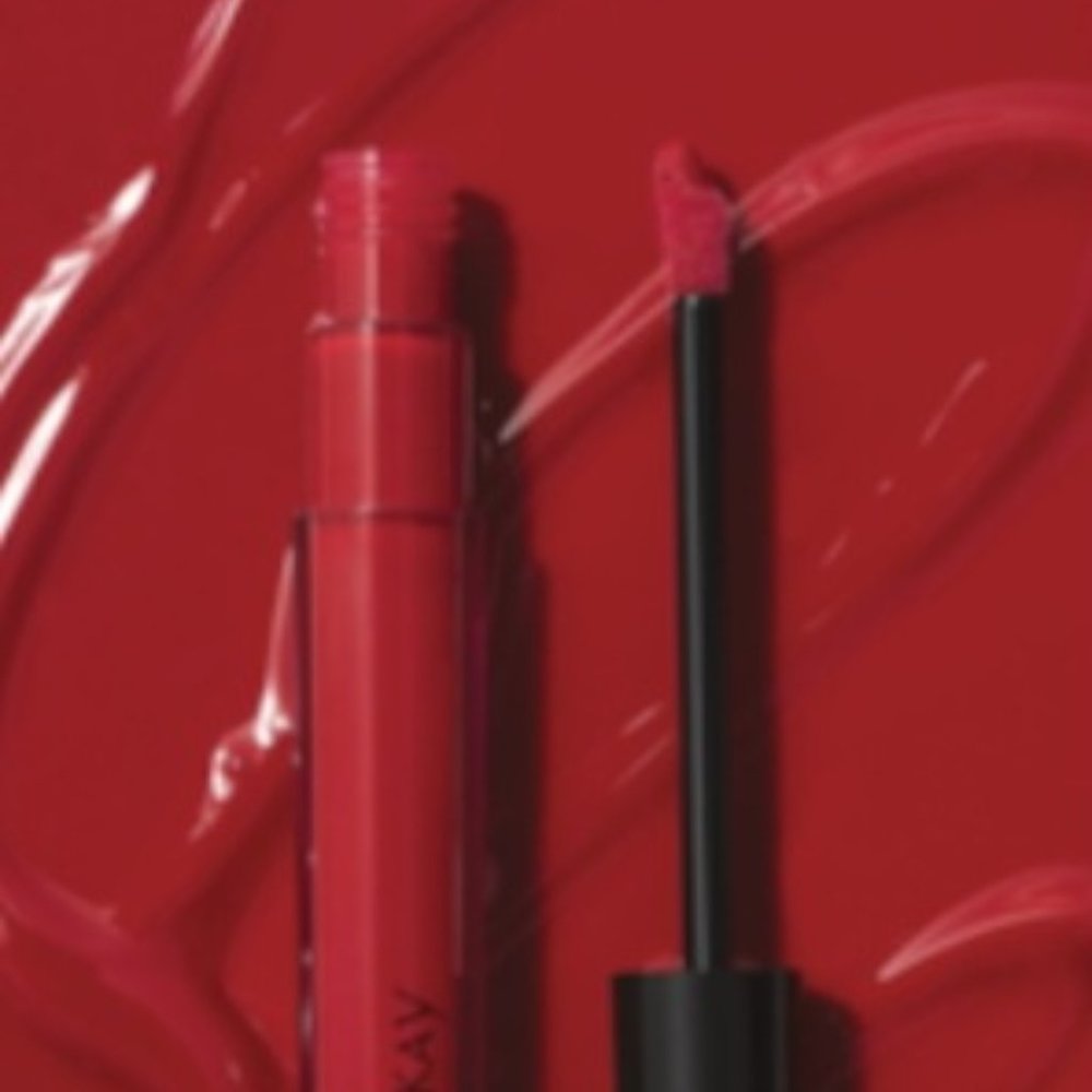 Mary Kay Unlimited ®️ Lip Gloss in Iconic Red